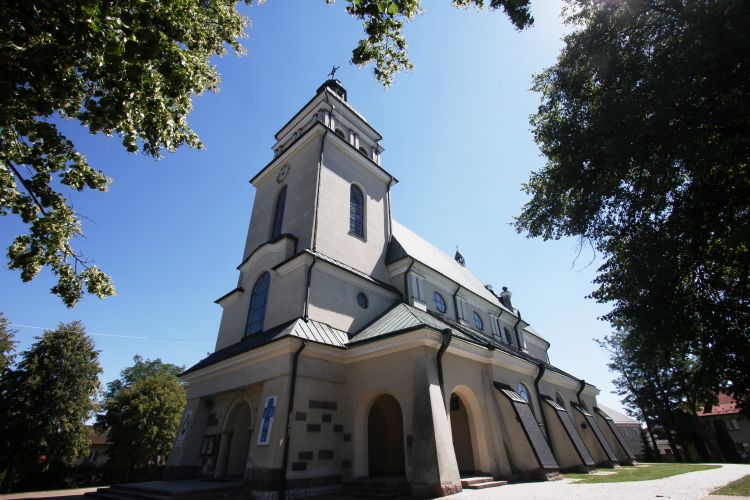 Parafia pw. Świętej Marii Magdaleny - Sanktuarium Biłgoraj 