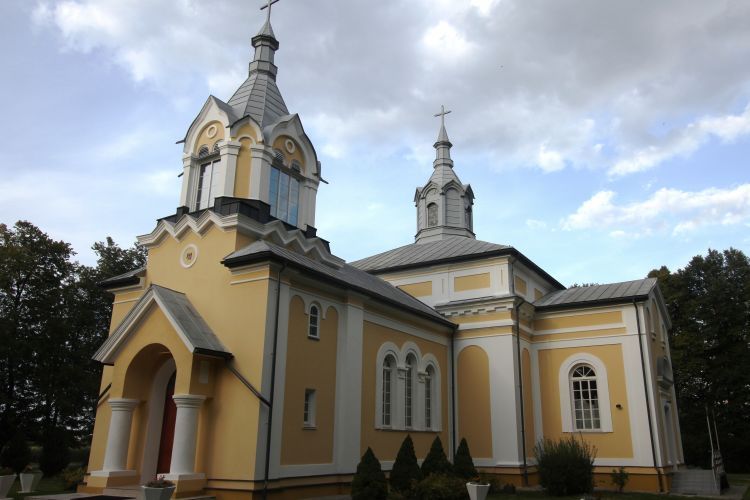Parafia pw. Świętego Jana Chrzciciela Czerniczyn 